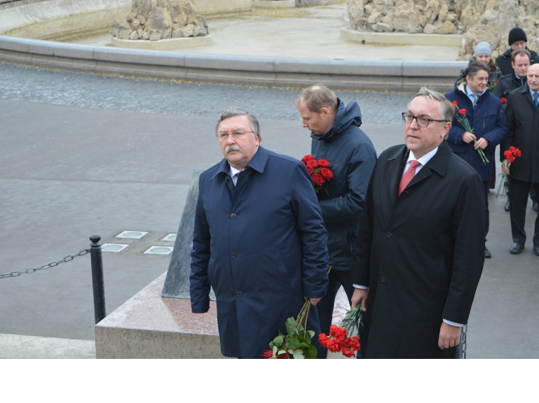Возложение по случаю Дня Неизвестного солдата